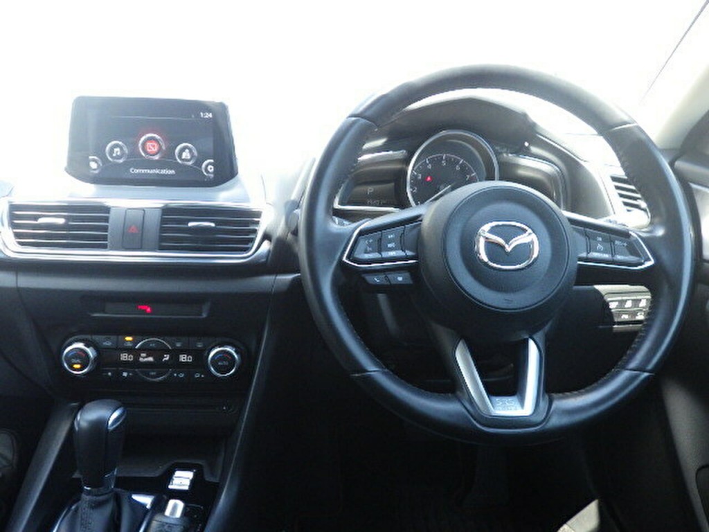 続々 中古車入荷予定情報 店舗共通 ニュース マツダアンフィニ青森